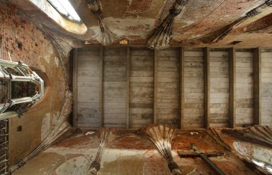 Stan przed odbudową sklepień