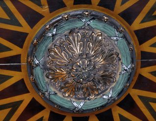 Detal rozety przed pracami - fot. Archiwum SR w Gnieźnie