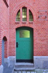 Drzwi boczne na dziedzińcu po pracach - fot.  R. Walkiewicz, NID OT Szczecin