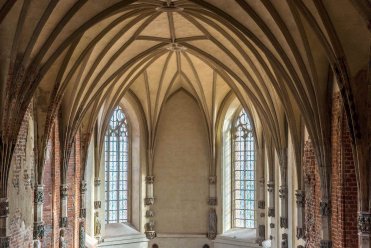 Odbudowa sklepień w kościele NMP