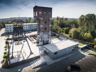 Wieża wraz z otoczeniem po pracach - fot. Archiwum elwu Leszek Woźniak