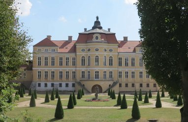 Elewacja frontowa po pracach - fot. R. Banach, NID OT Poznań