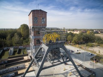 Wieża wraz z otoczeniem po pracach - fot. Archiwum elwu Leszek Woźniak