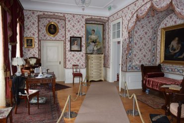 Sypialnia Róży z Rohozińskich Raczyńskiej po pracach